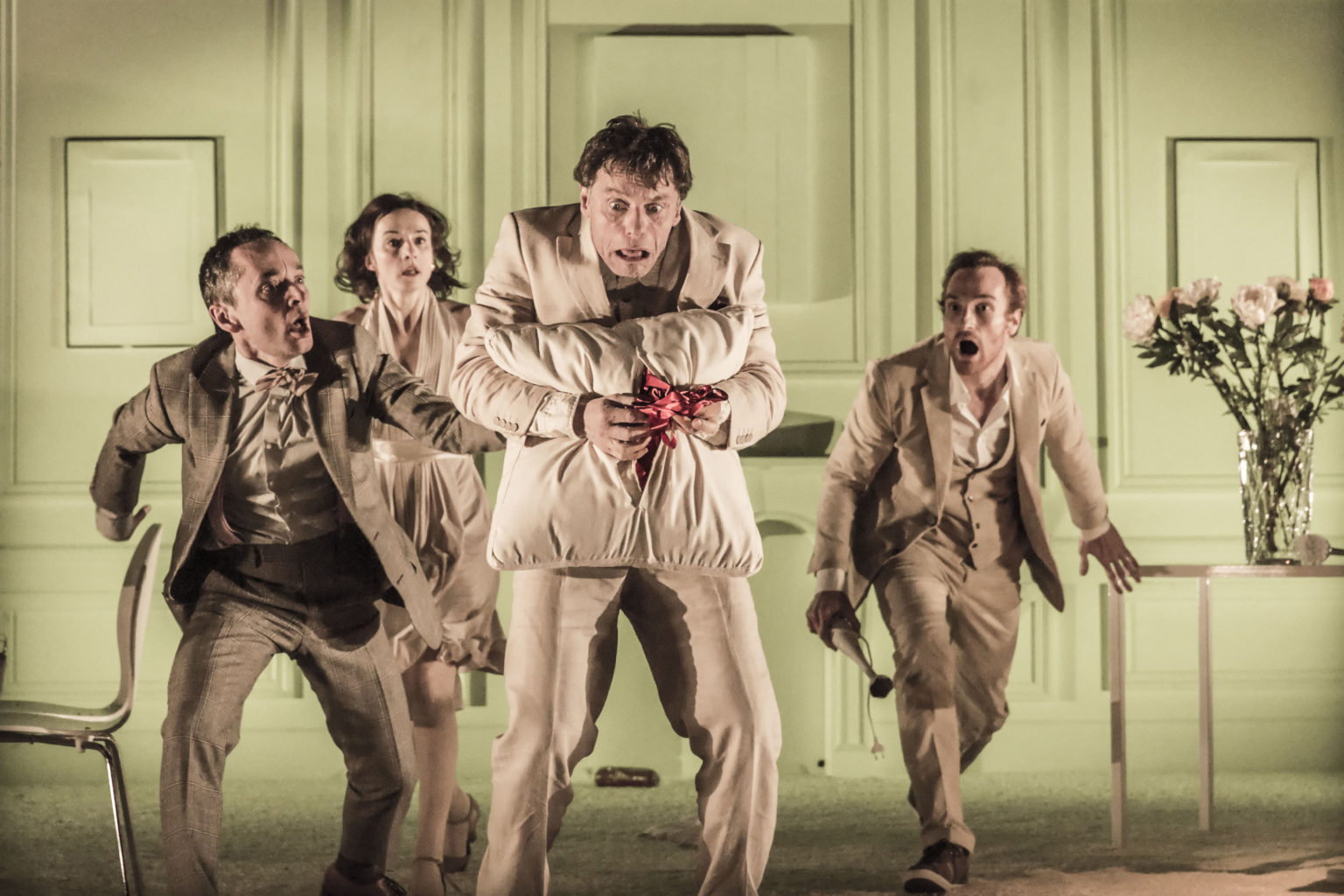 Watch the trailer for Cheek by Jowl’s 2014-2016 production of Ubu Roi by Alfred Jarry
